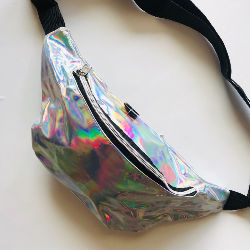 1 Left! Holographic Metallic Fanny Pack Silver - Picture 8 of 8